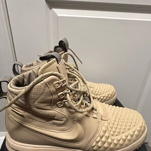 Nike Textured Beige High-Tops